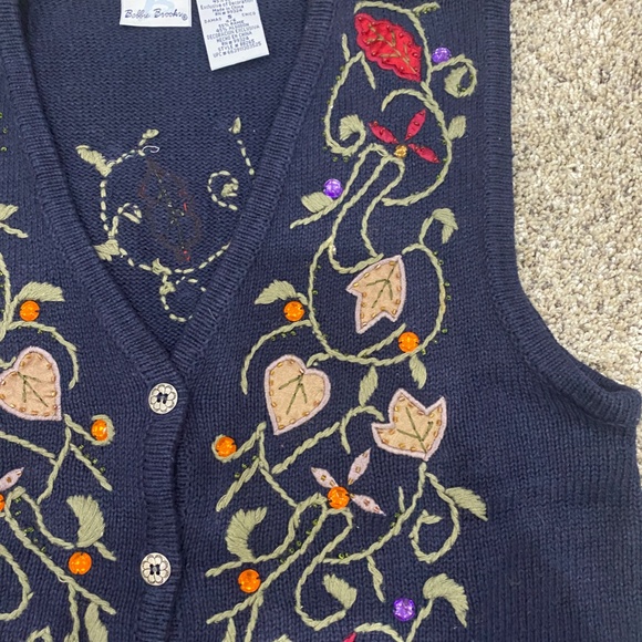 NEW Women Small 4/6 Fall Sweater Vest Leaves Navy Blue Green Red Bead Embroidery - Picture 4 of 10